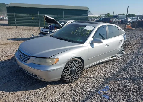 2006 Hyundai Azera Limited/Se z USA, uszkodzony, nr VIN KMHFC46FX6A105485